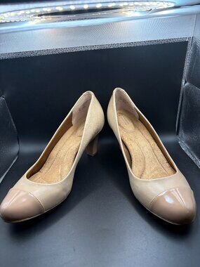 Gianni Bini Nude Leather Cap Toe Pumps Size 11M Block Heel Comfort Work Heels